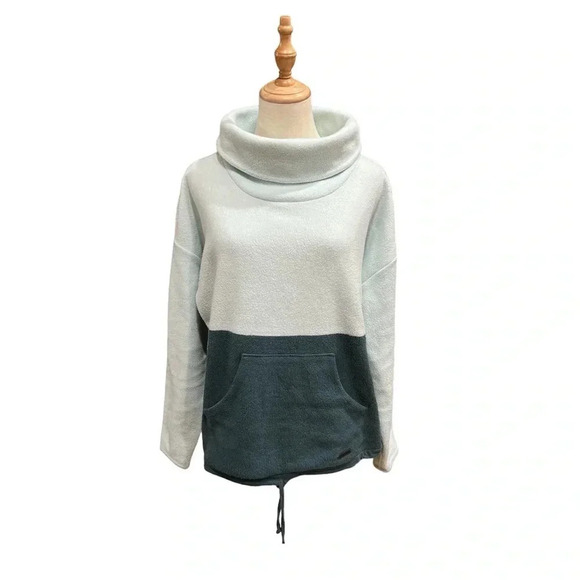 Carve Designs Rowayton Cowl-Neck Fleece Pullover Sweatshirt - Picture 2 of 5